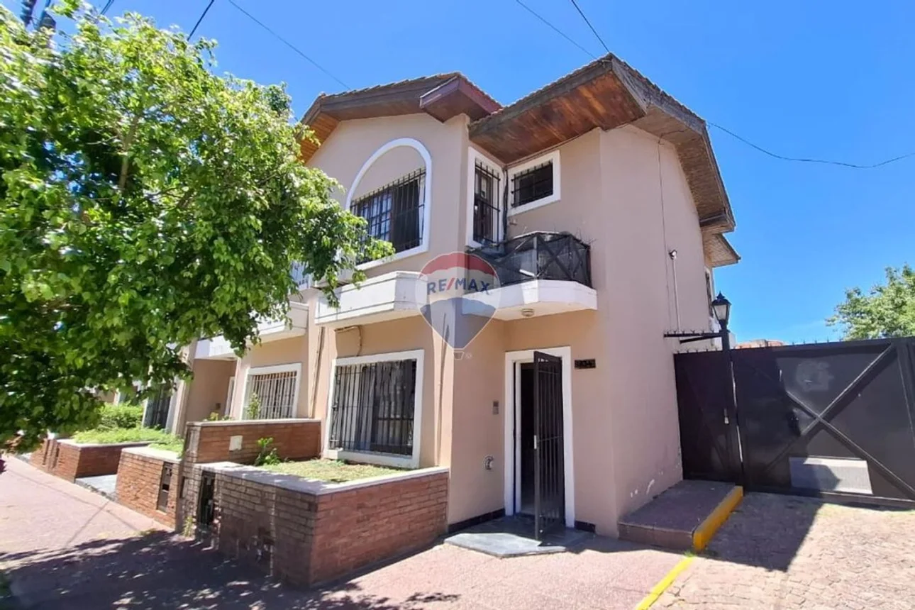 Casa dúplex de 3 ambientes en venta en Quilmes, Lavalleja 1800, foto 2