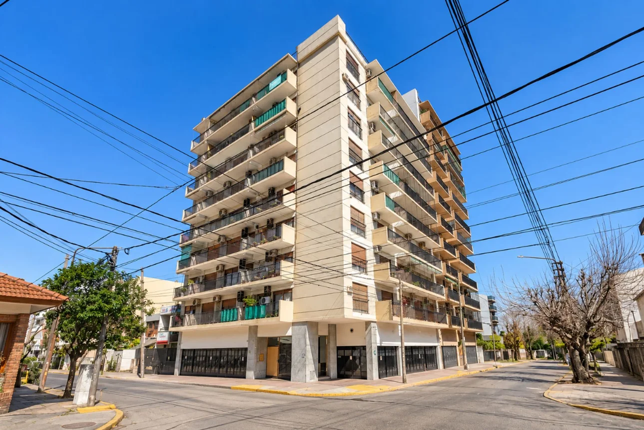 Departamento en alquiler en Ramos Mejía, Avellaneda 300
