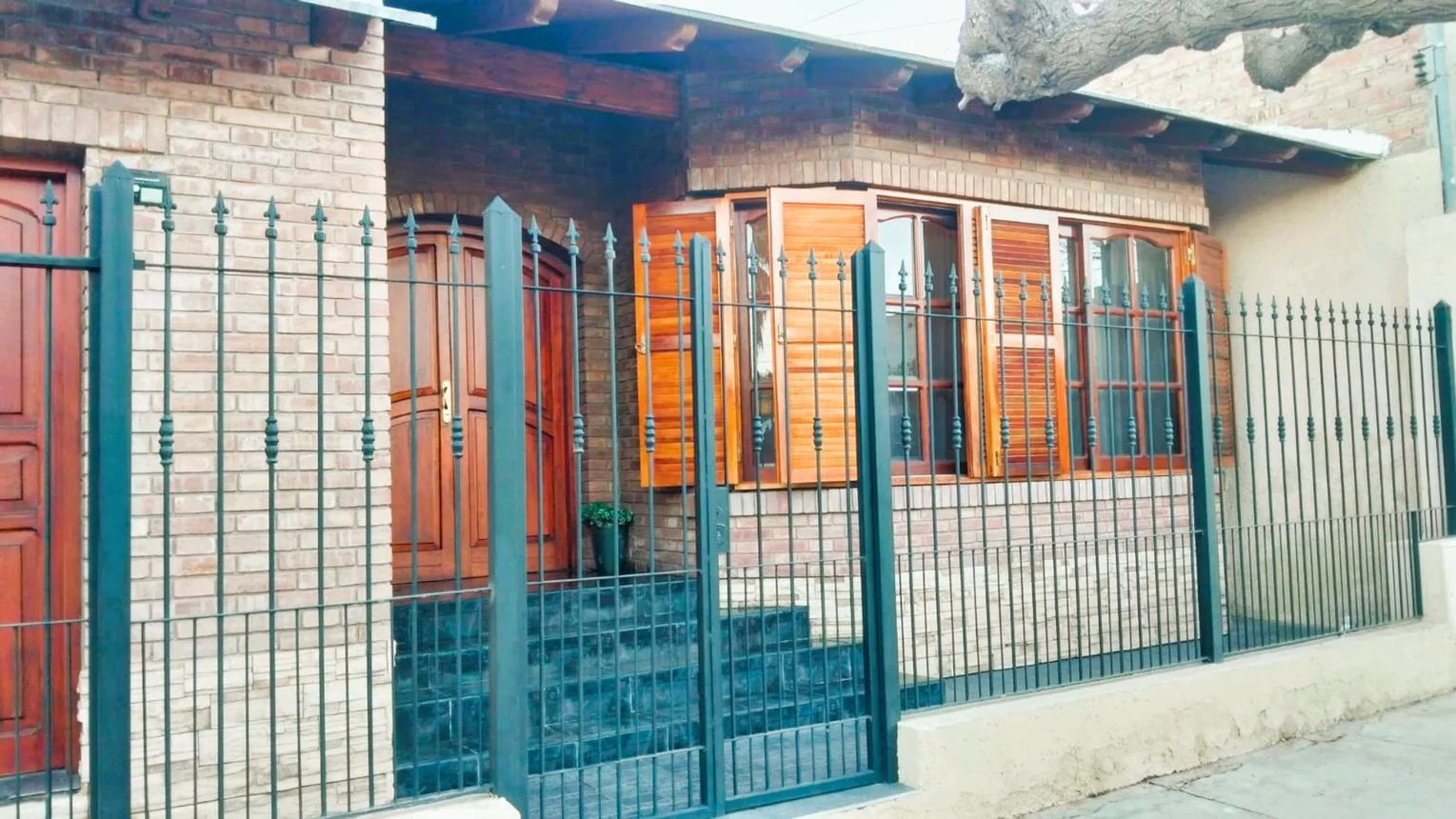 Casa en venta en Guaymallén, foto 3