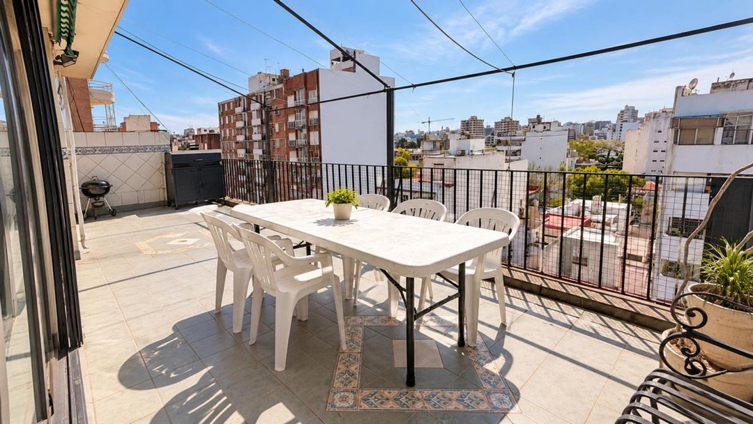VENTA DEPARTAMENTO 3 AMBIENTES CON DEPENDENCIA