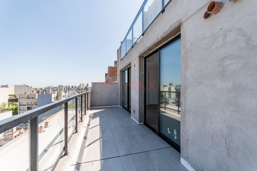 Venta Monoambiente con Balcon en Coghlan
