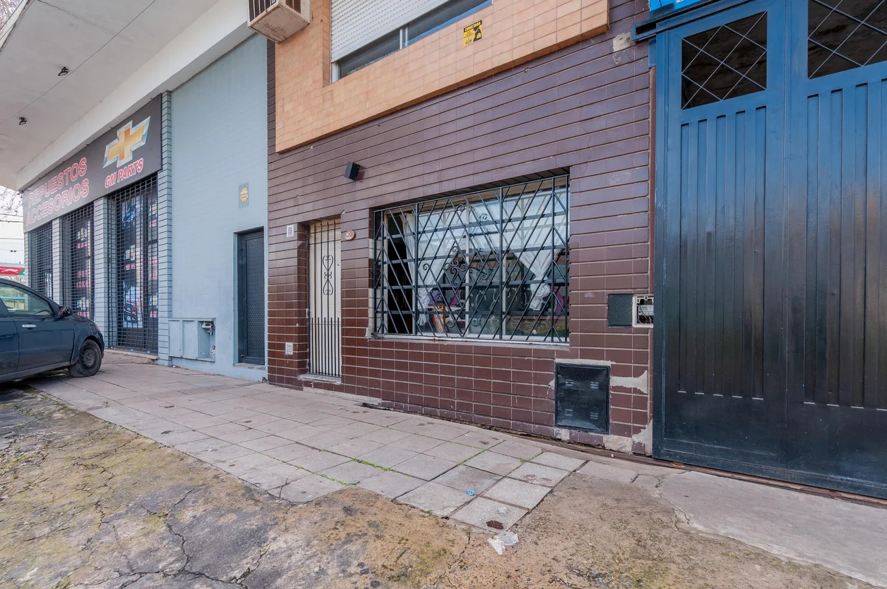 PH de 5 ambientes en venta en Temperley, Mauricio Ravel 0, foto 2