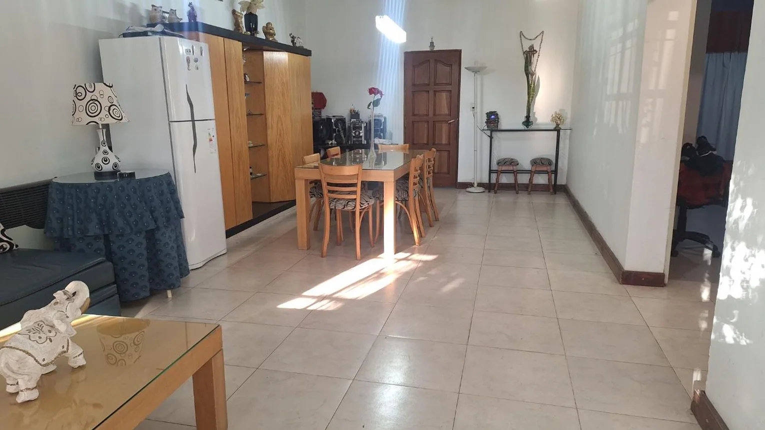 Venta casa 4 amb + 2 dptos cochera patio castelar, foto 2
