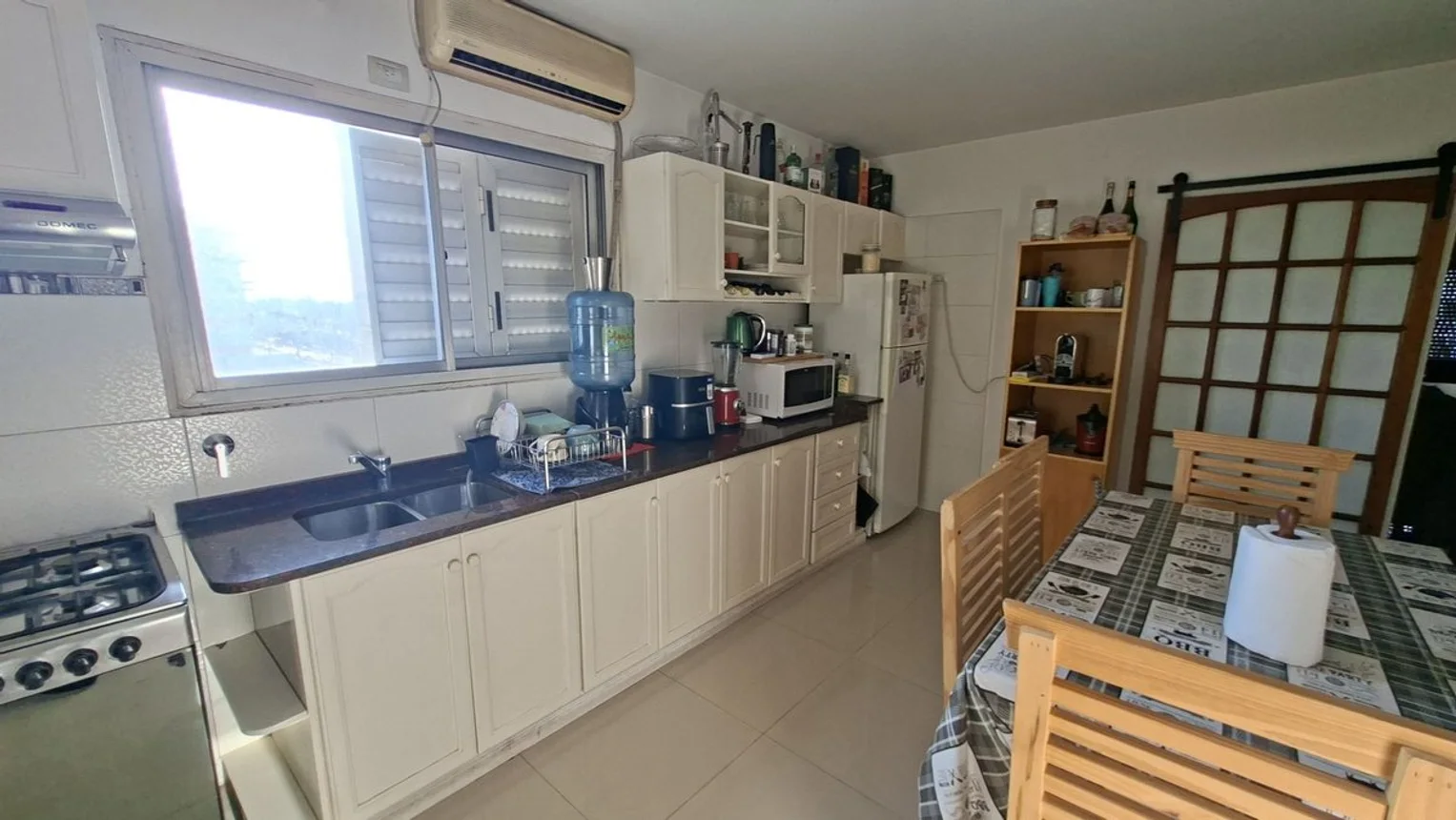 Departamento de 4 ambientes en venta en Wilde, Av. Mitre 5600, foto 3