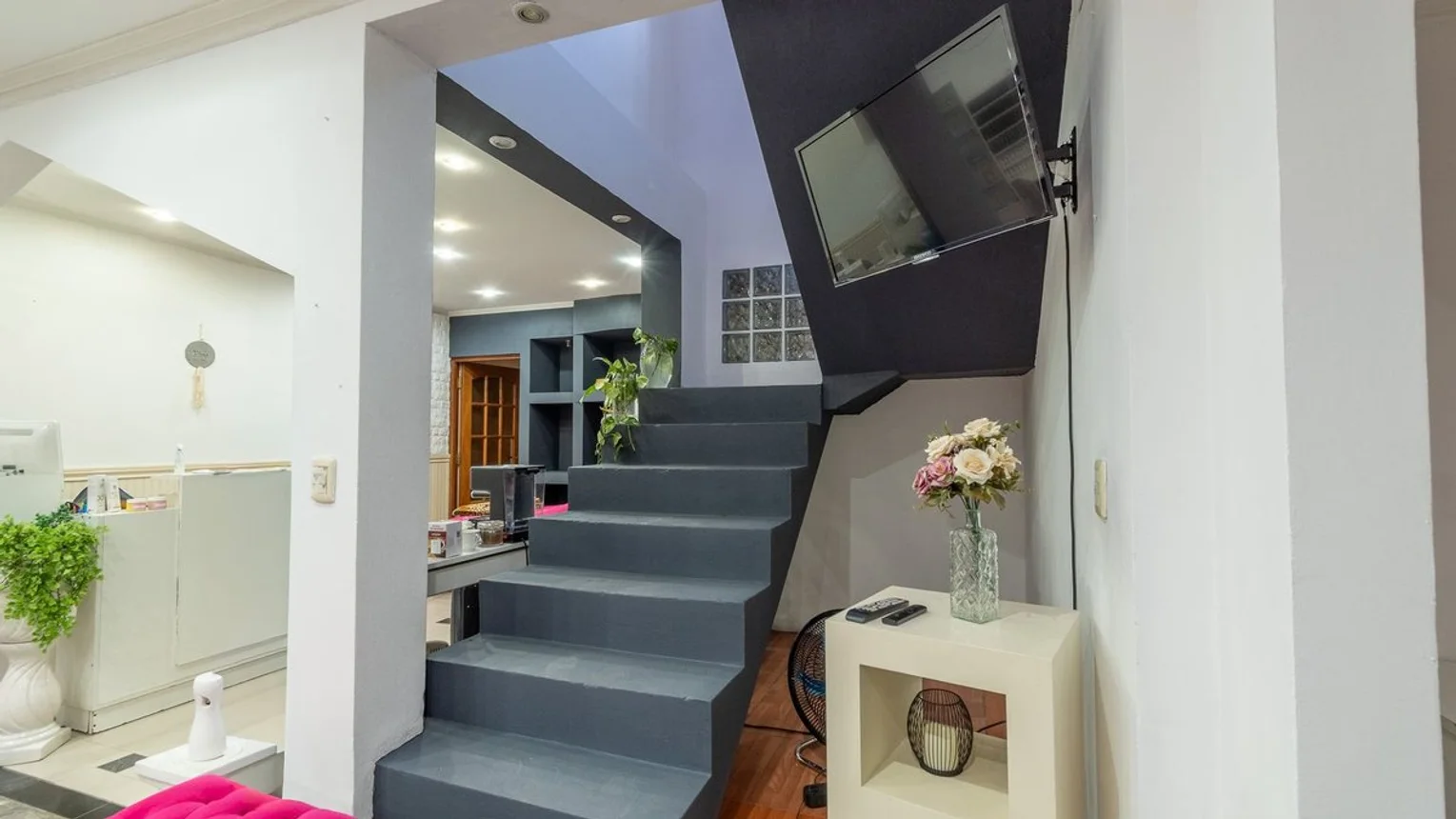 Casa de 5 ambientes en venta en Isidro Casanova, Lima 5300, foto 3