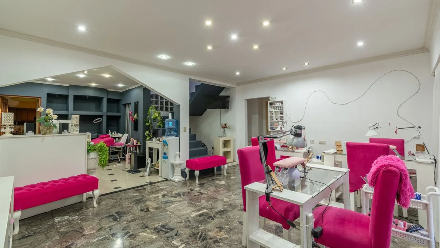 Casa de 5 ambientes en venta en Isidro Casanova, Lima 5300, foto 2