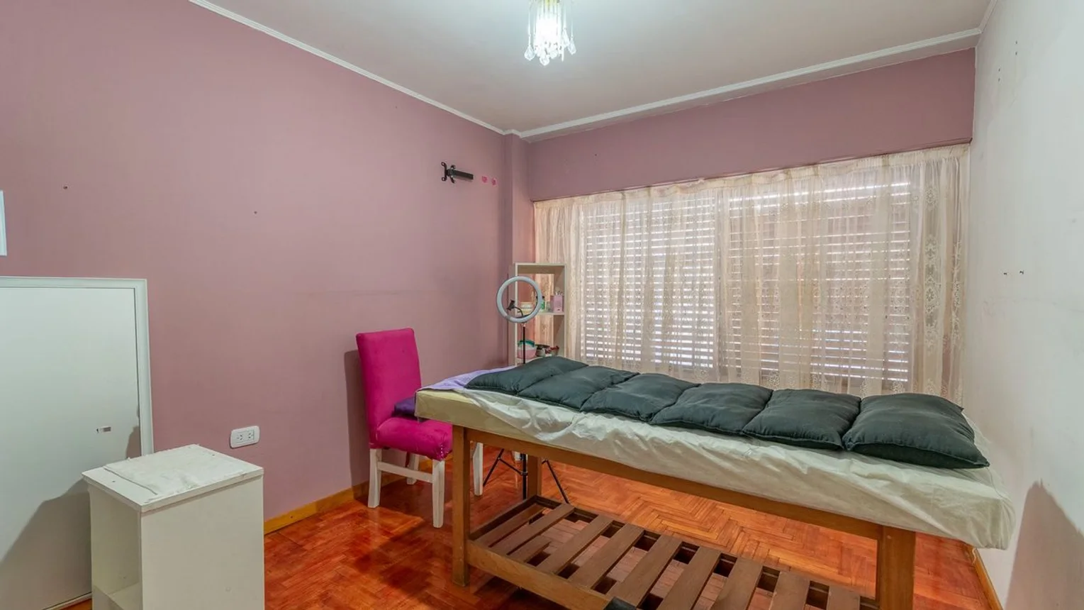 Casa de 5 ambientes en venta en Isidro Casanova, Lima 5300, foto 4