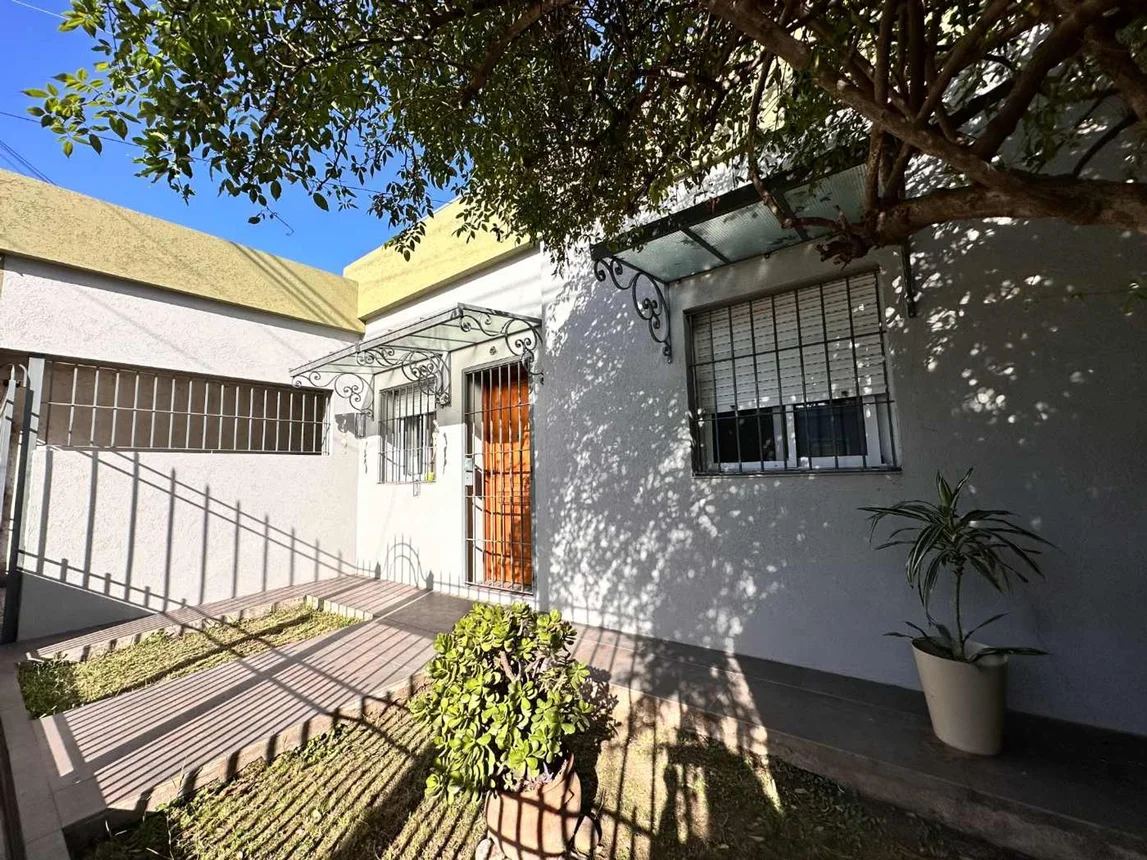 Casa en venta en Turdera, foto 4