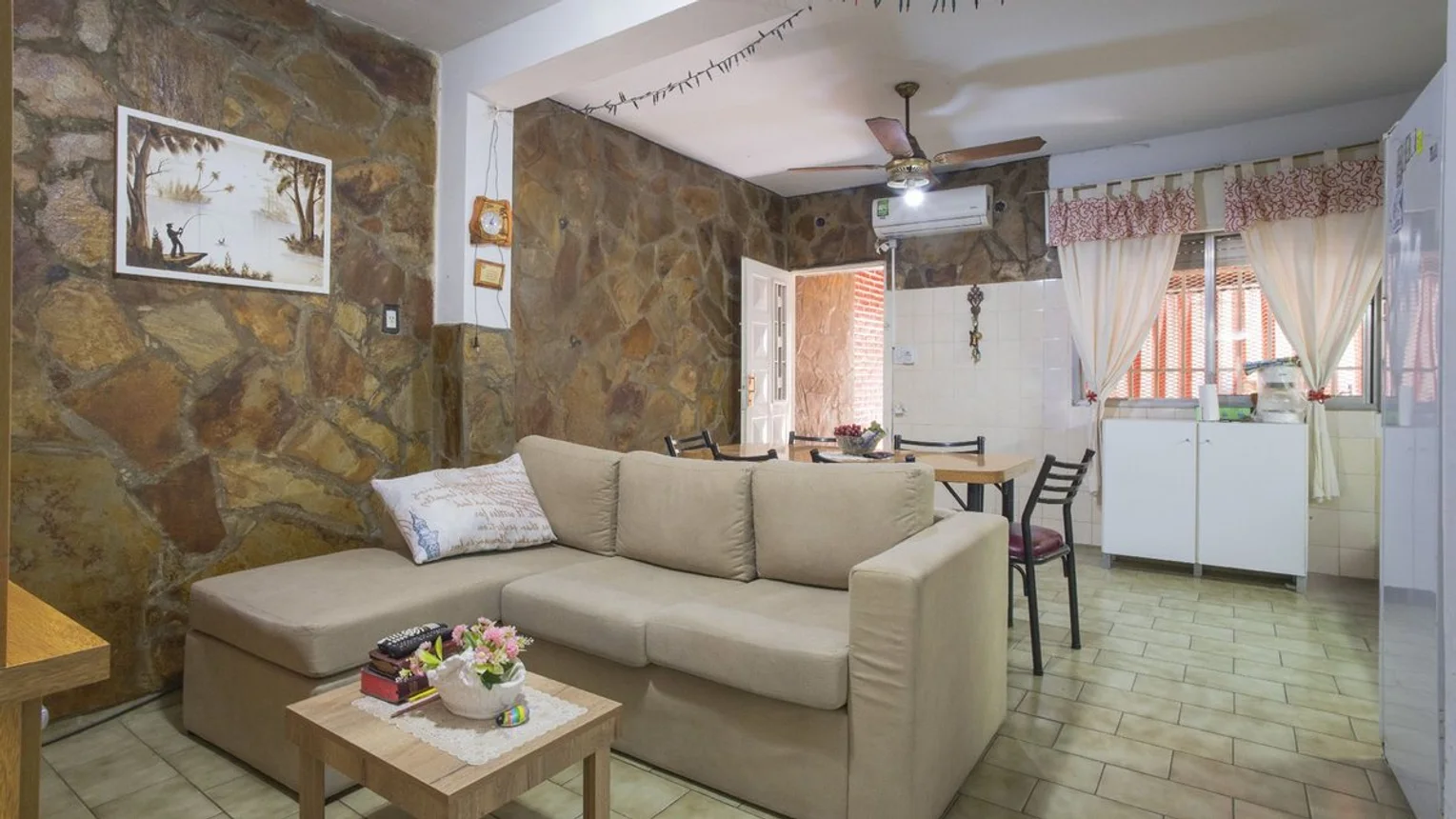 Venta casa 2 dormitorios + comodín en fisherton, foto 3