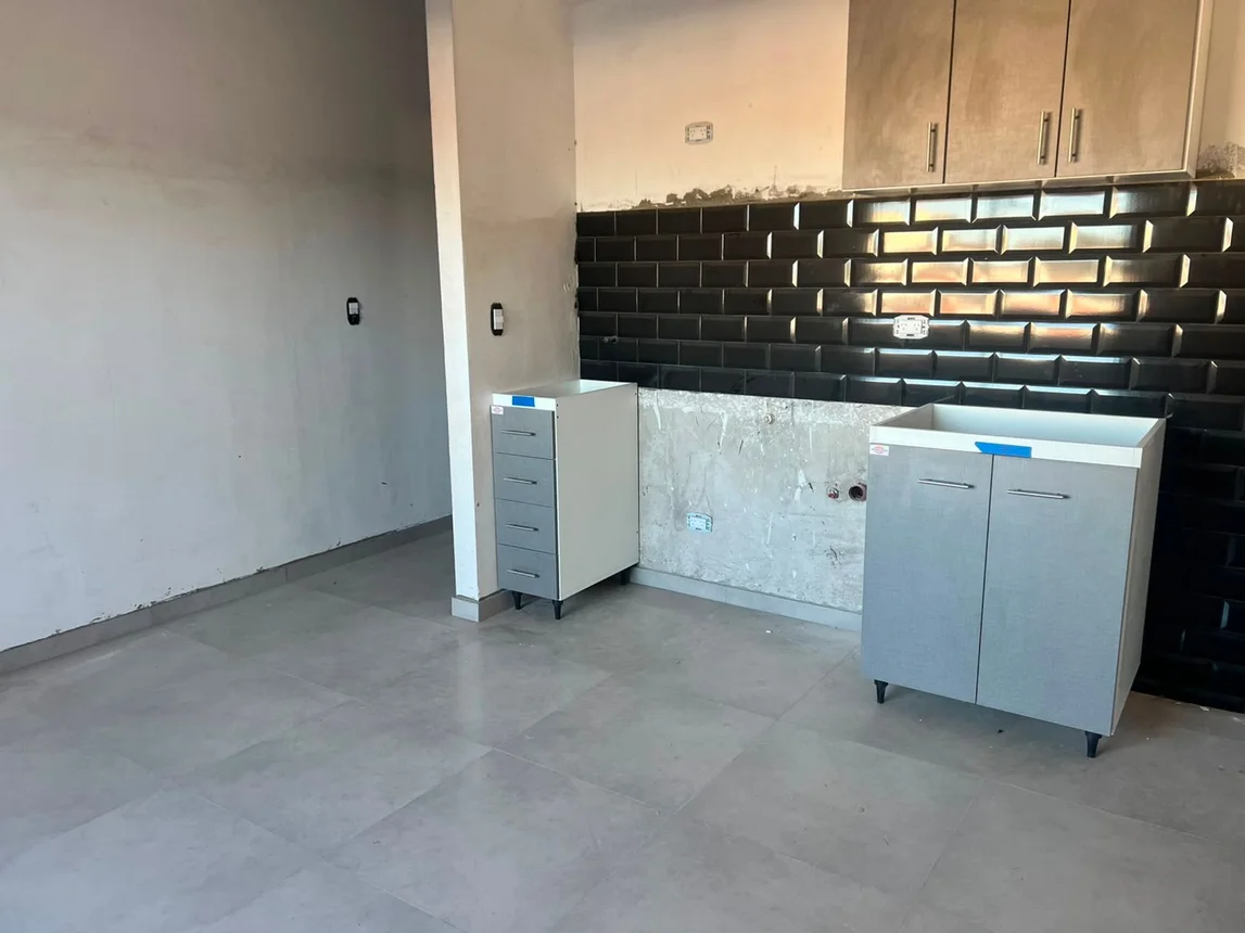Departamento de 2 ambientes en venta en Bernal Oeste, Zapiola 300