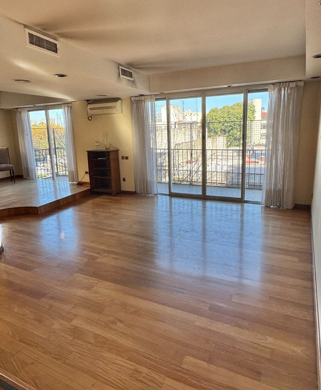 Venta depto DUPLEX de 5 ambientes en CABALLITO