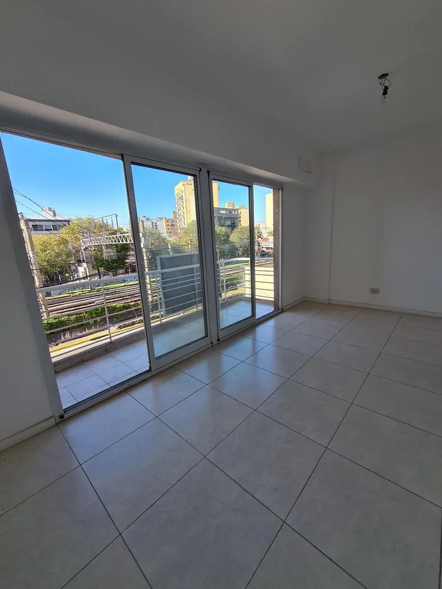 Semipiso en venta en Lanús Oeste, foto 2
