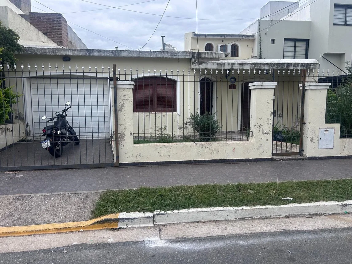 Venta casa 2 dormitorios quebrada de las rosas cba, foto 1