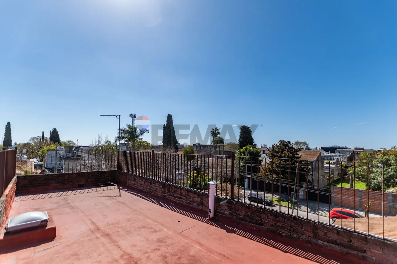 PH de 2 ambientes en venta en Villa Ballester, Pasaje 142 2000