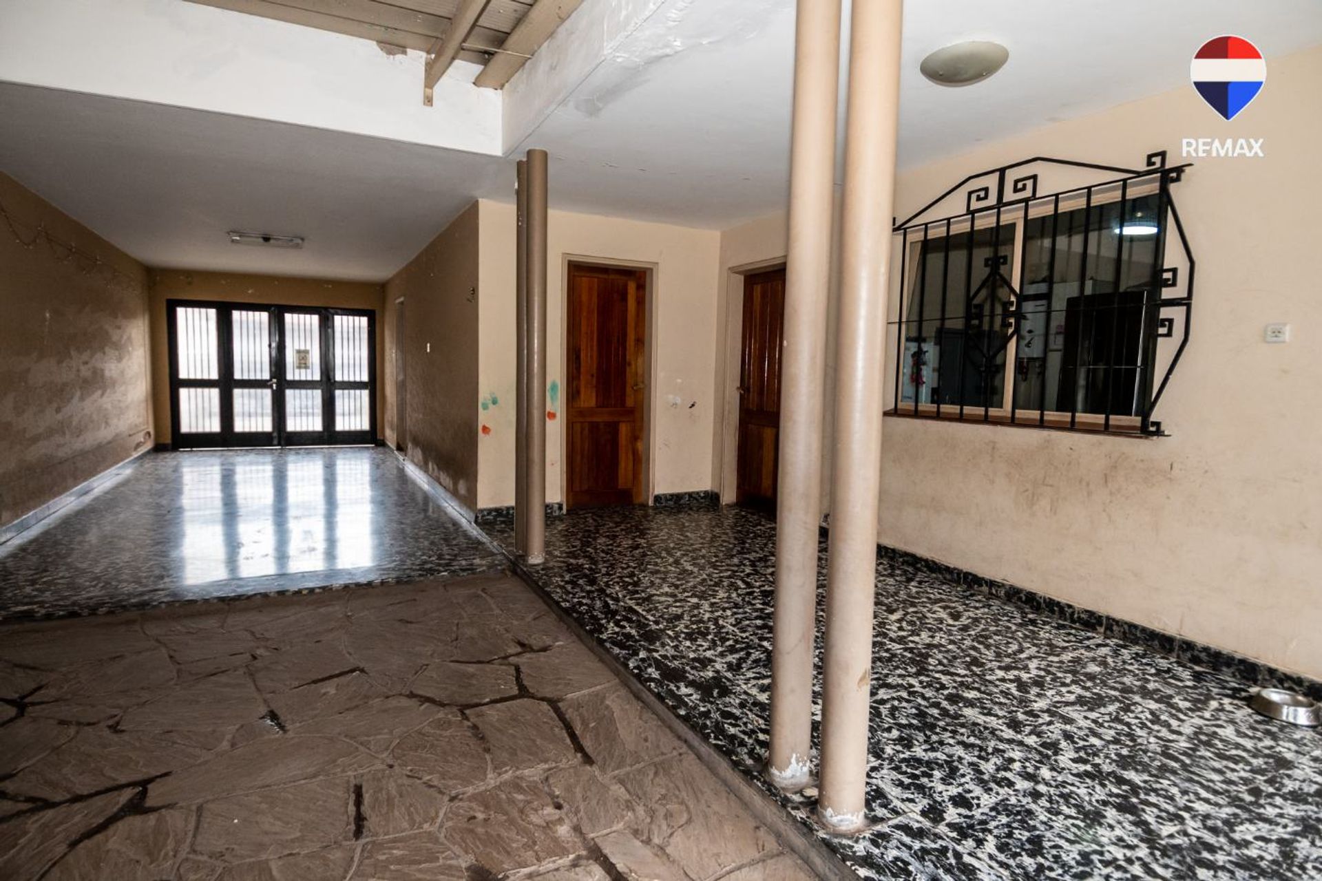 VENTA CASA 3 DORM MACROCENTRO APTA CR HIPOTECARIO - foto 3