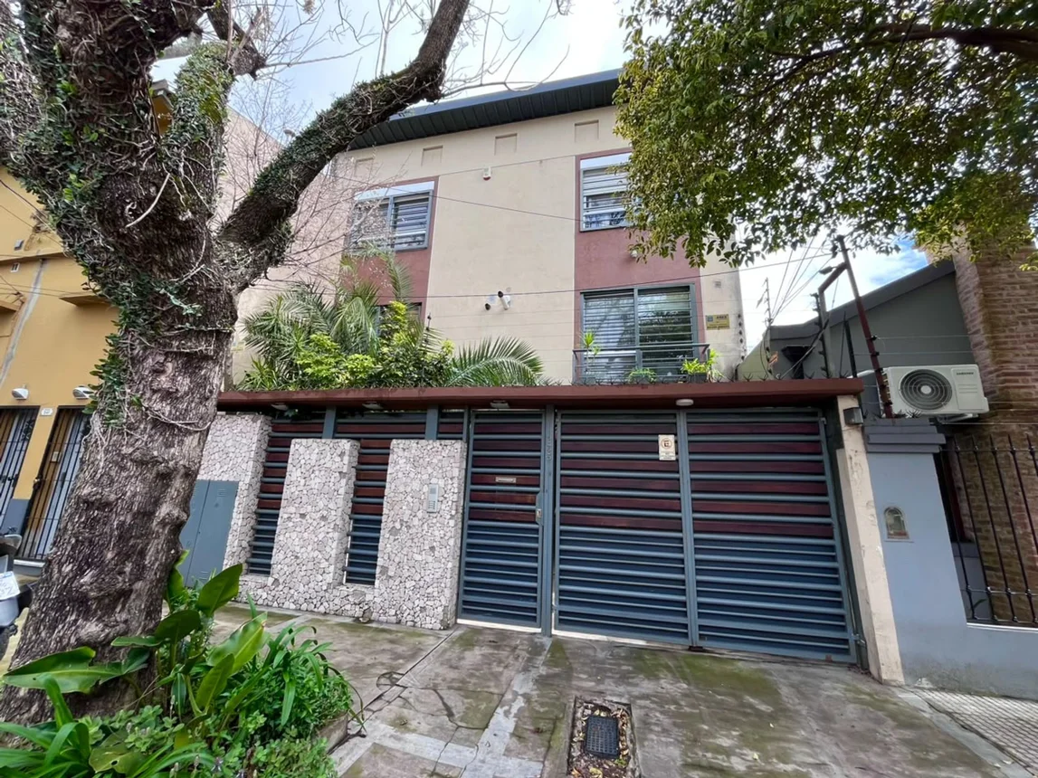 Dúplex de 3 ambientes en alquiler en San Isidro, Francia 200