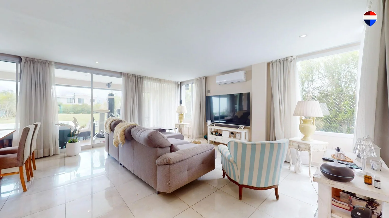 Casa de 5 ambientes en venta en City Bell, 458 E/ 11 y 13 0, foto 2