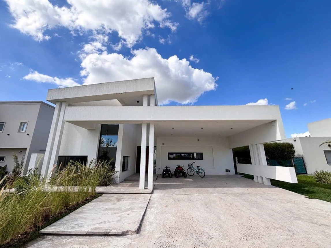 Casa en venta 3 dorm. barrio fincas de duggan, foto 3