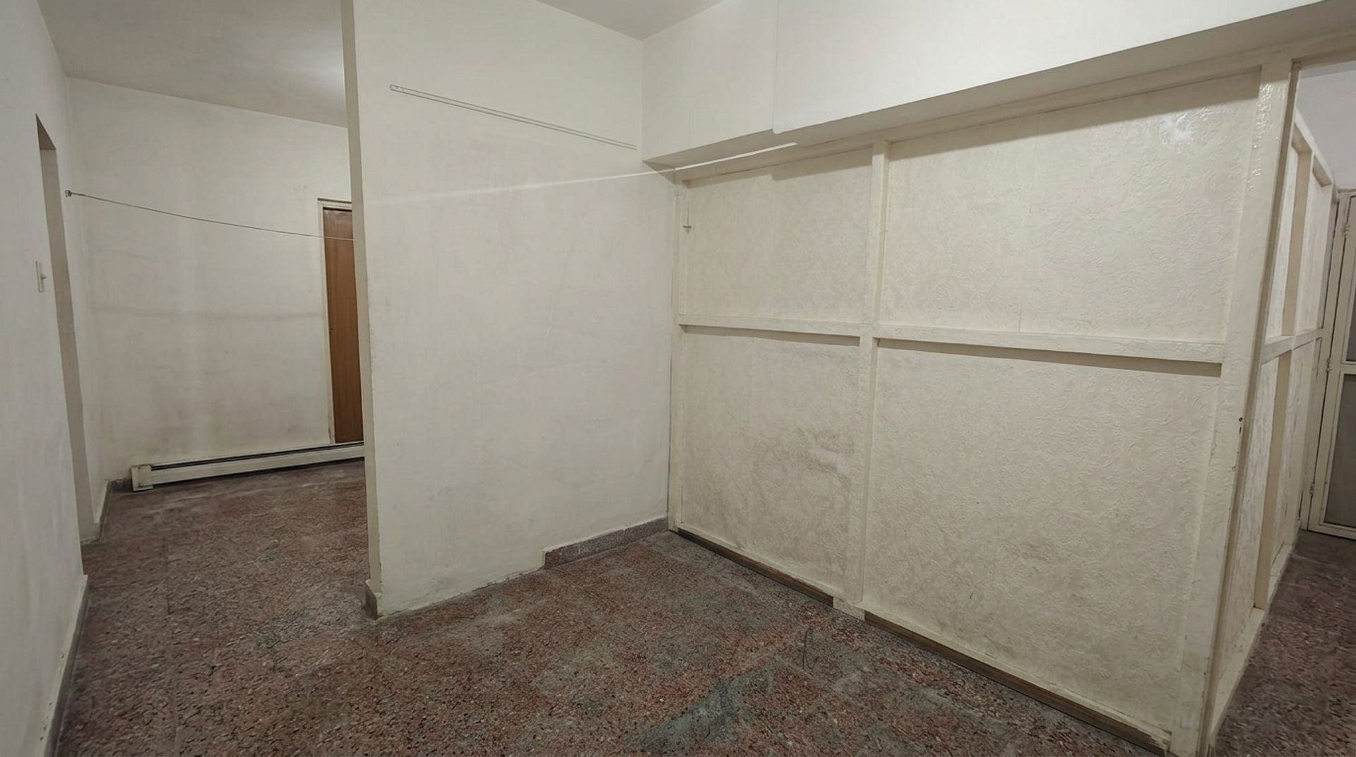 LOCAL COMERCIAL EN ALQUILER EN AV. USANDIVARAS - foto 4