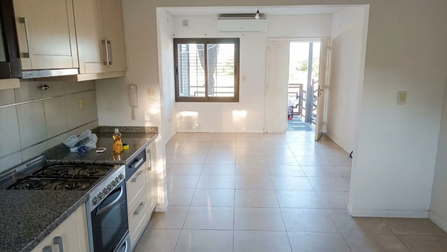 Departamento de 3 ambientes en venta en Mendoza, Martinez de Rozas 0, foto 2