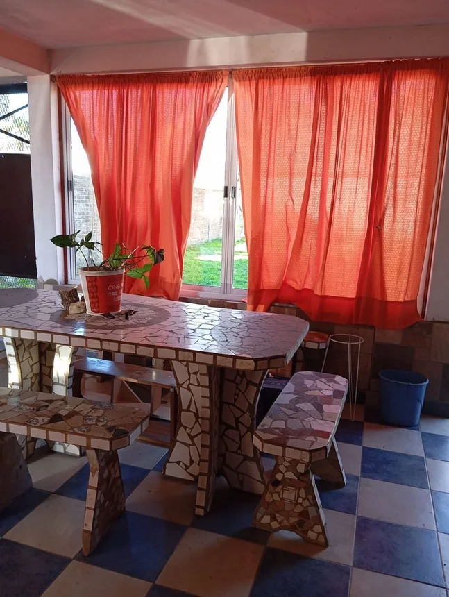 Casa de 3 ambientes en venta en Moreno, Bolivia 2300, foto 3