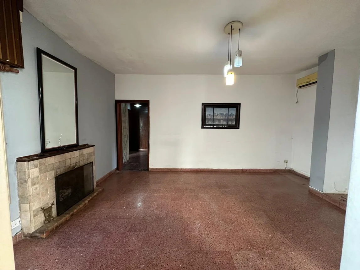 Casa de 7 ambientes en venta en Villa Tesei, Einstein 100, foto 3