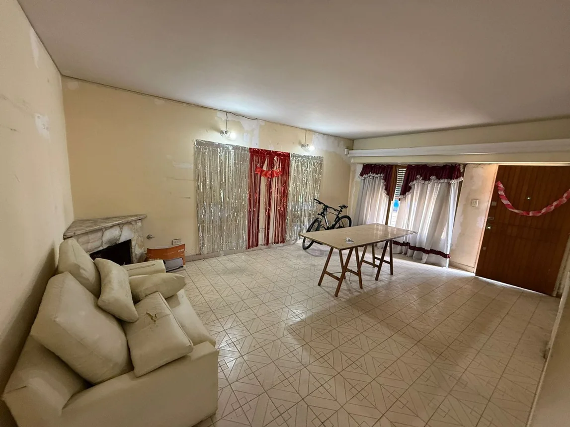 Venta propiedad multifamiliar con local hurlingham, foto 3