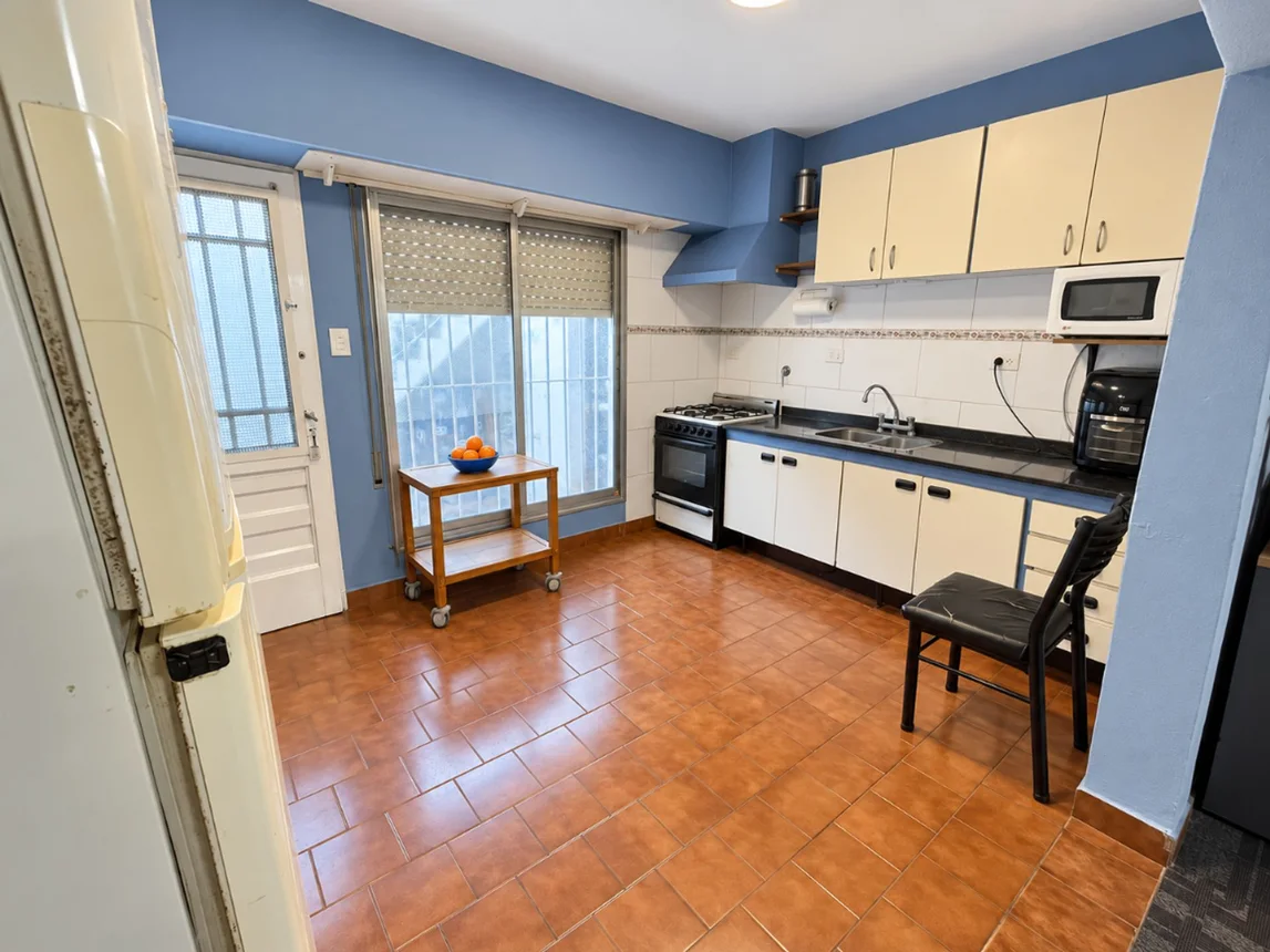 PH de 3 ambientes en venta en Bernal Oeste, Comodoro Rivadavia 1100, foto 3