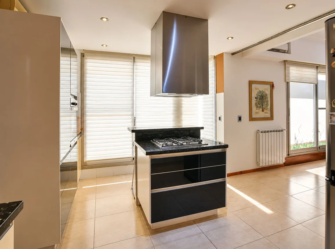 Casa de 5 ambientes en venta en Funes, Miraflores 200, foto 5