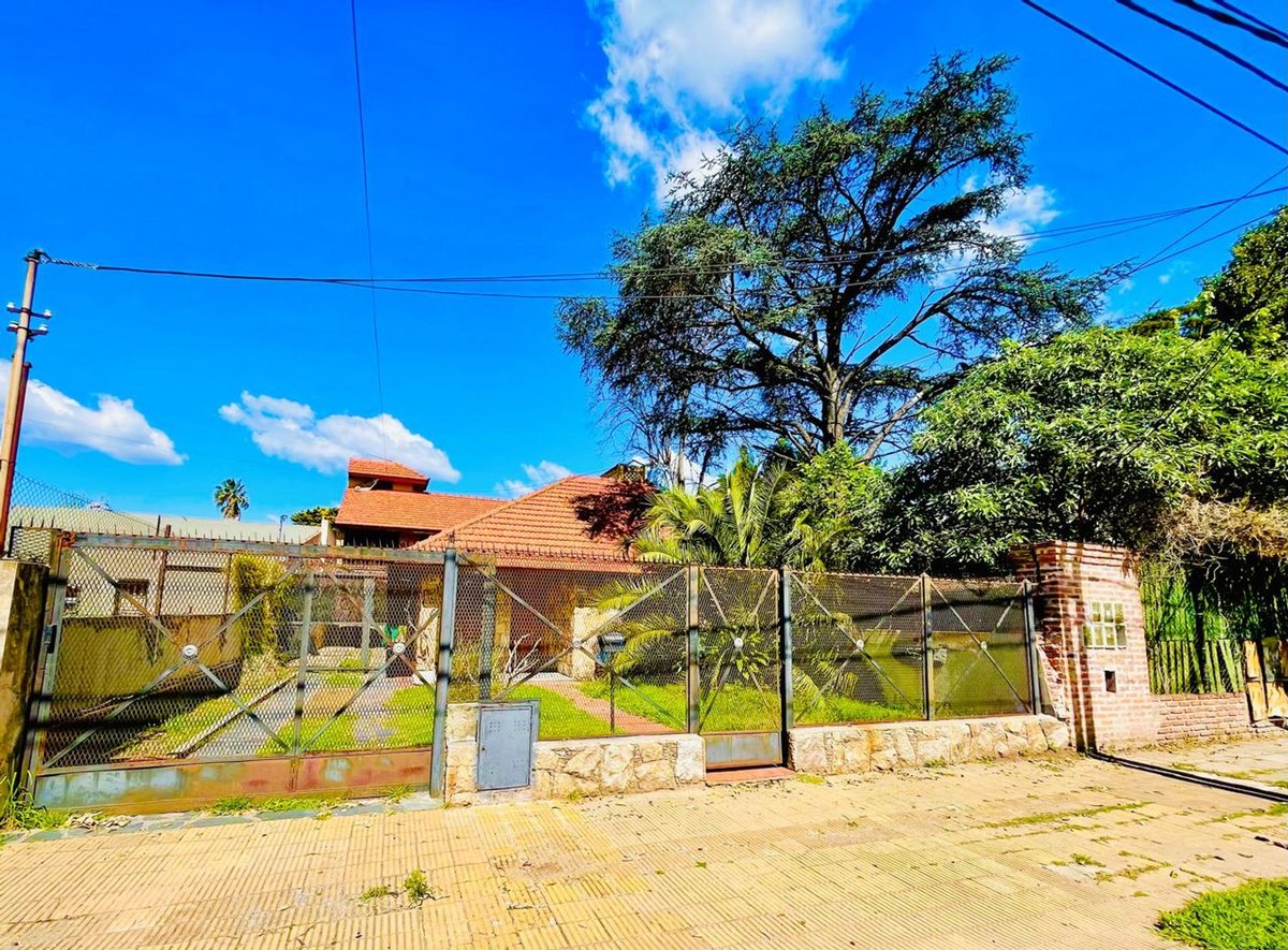 Foto 39 — CASA EN VENTA PERMUTA Y/O FINANCIA EN MONTE GRANDE
