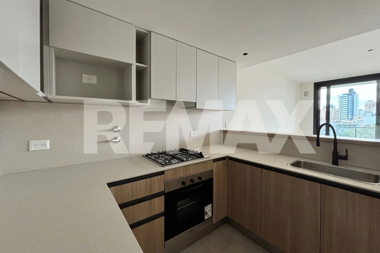 Departamento de 3 ambientes en venta en Neuquén, San Martín 100, foto 2