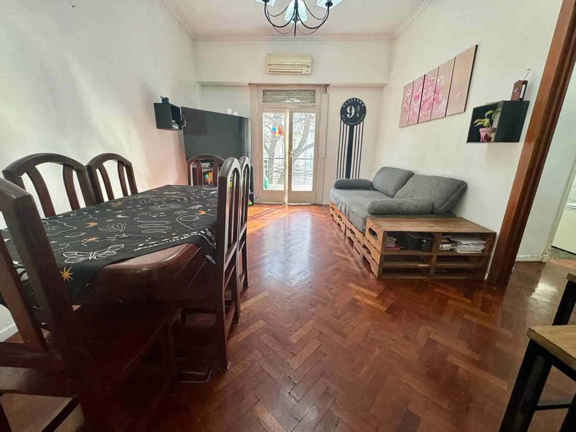 PH de 3 ambientes en venta en Flores, Yerbal 2500