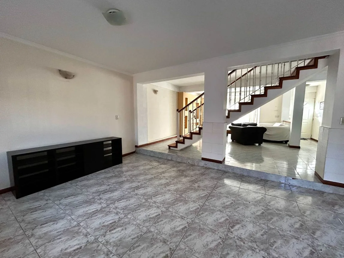 Casa de 6 ambientes en venta en Garín, Alfonsina Storni 2800, foto 5