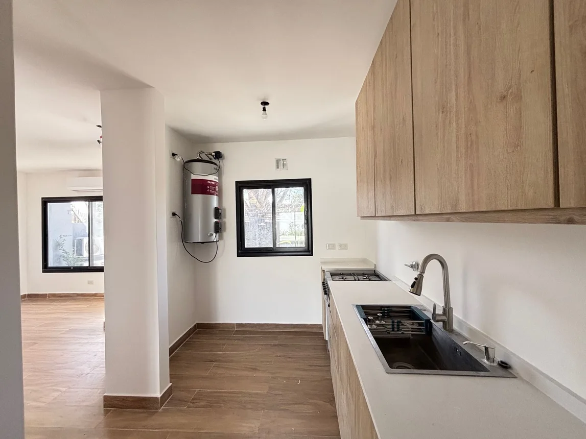 Casa dúplex de 4 ambientes en venta en Beccar, Isabel la Católica 1900, foto 5