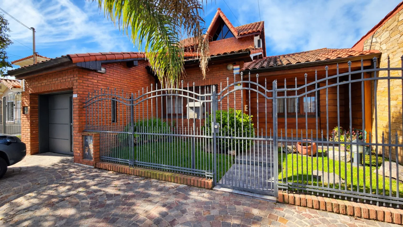 Hermosa casa en venta - 5 ambientes en quilmes, foto 2