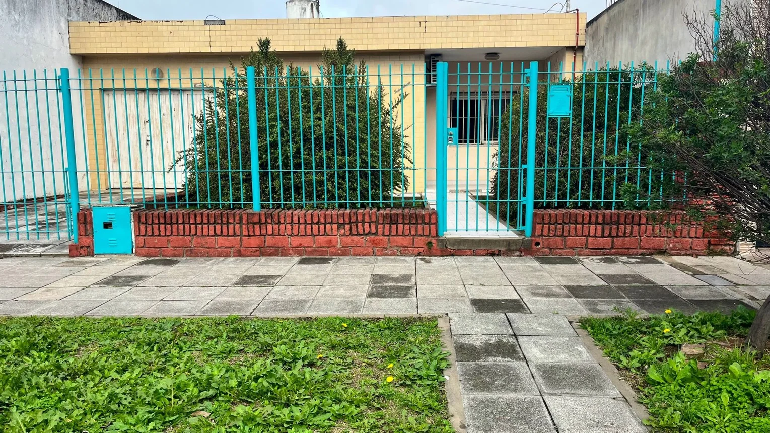 Casa de 3 ambientes en venta en Burzaco, Eva Peron 800, foto 3