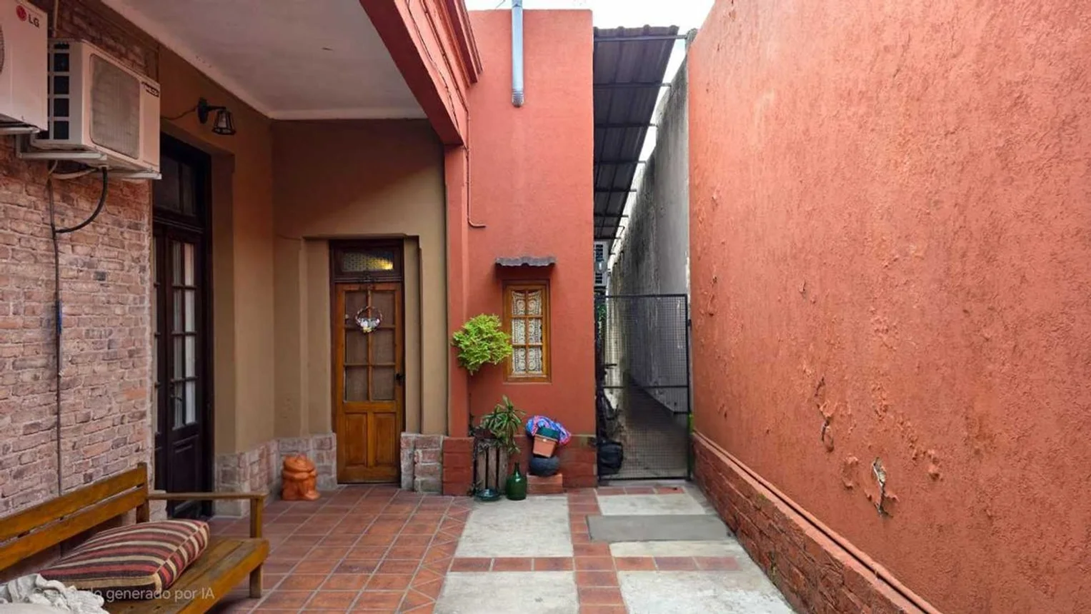 Casa de 4 ambientes en venta en Haedo, Llavallol 1600, foto 5