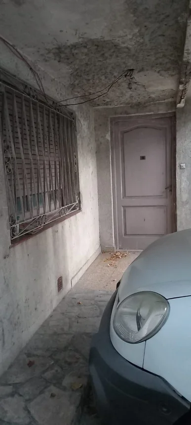 PH de 3 ambientes en venta en Castelar, Aristóbulo del Valle 500, foto 3