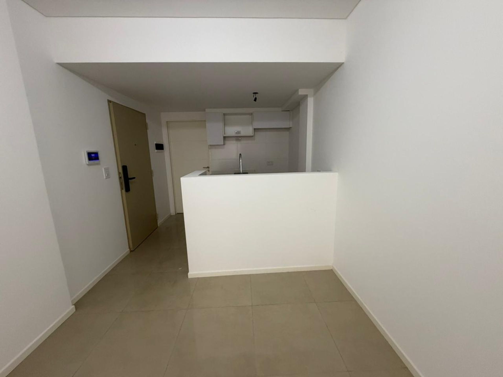 Foto 15 — VTA ESTR MONOAMB C/BALCON/ AMENIT EXC UBI S.TELMO