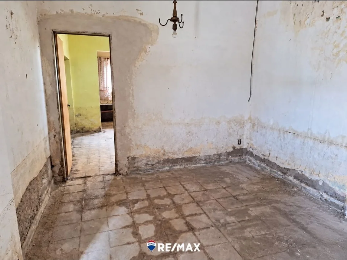 Casa de 5 ambientes en venta en Bahía Blanca, Canadá 300, foto 3