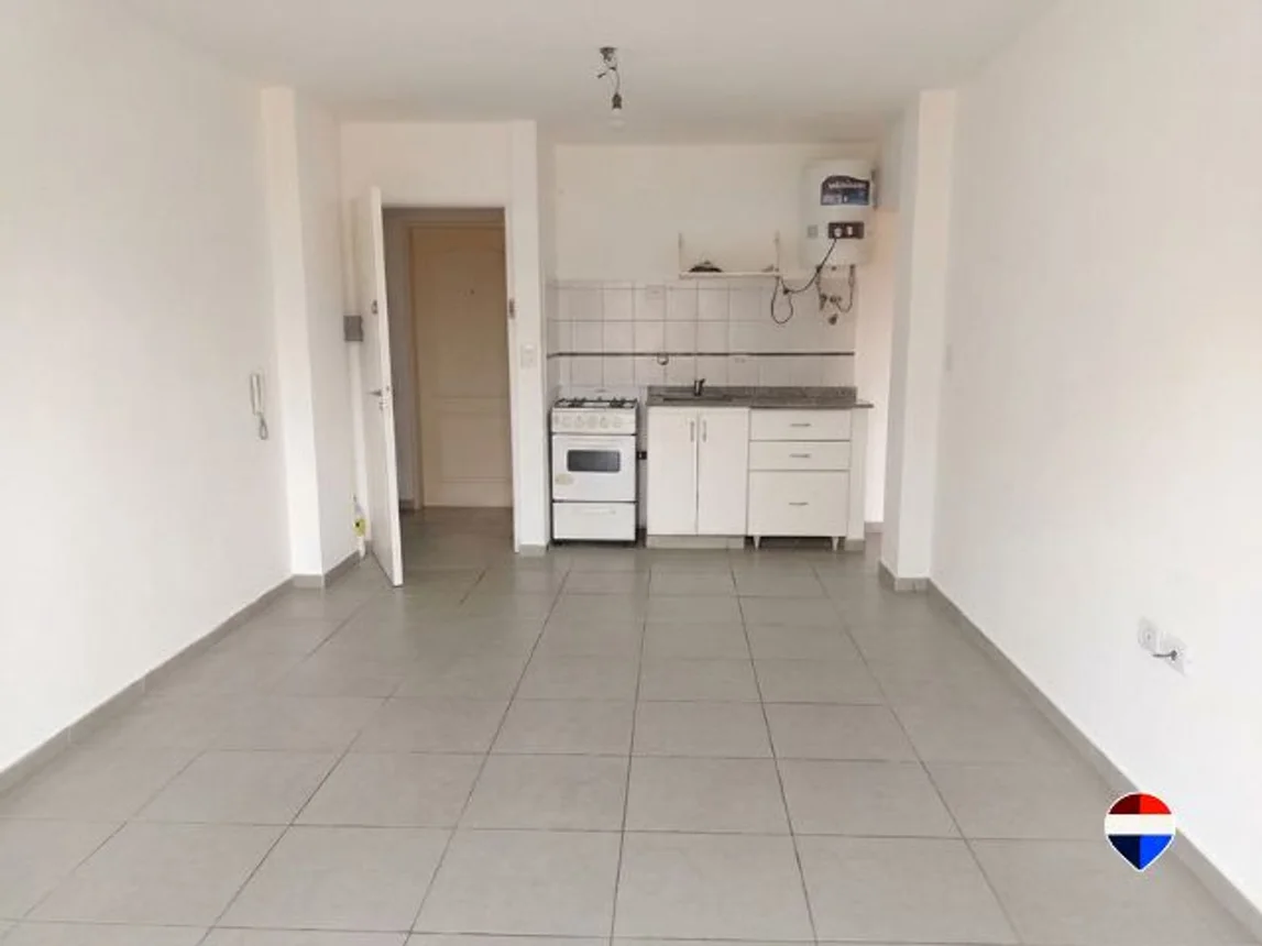 Departamento de 2 ambientes en venta en Haedo, Avenida Presidente Perón 1400, foto 3