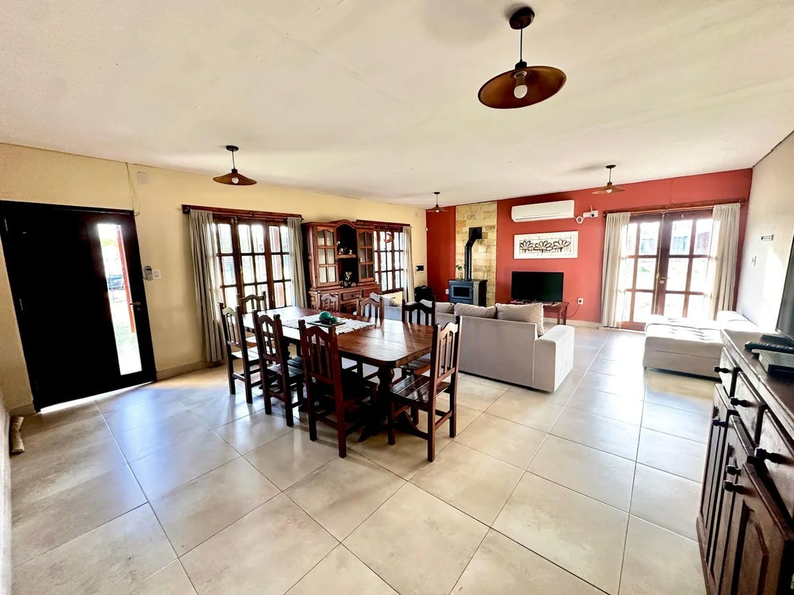 Casa de 7 ambientes en venta en Santa Fe, Calle 18 Jardines de la Costa Ii Mzna 0, foto 2