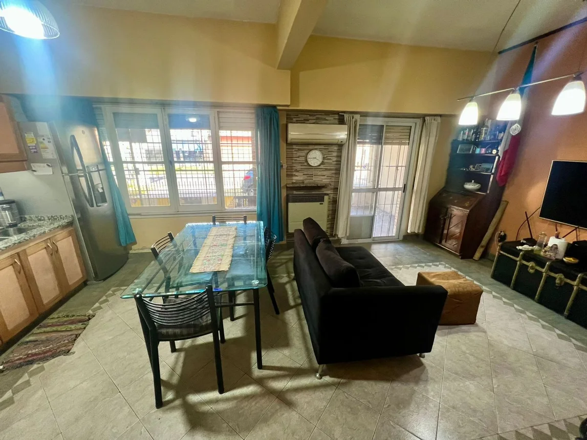 Casa de 4 ambientes en venta en Bernal Oeste, Republica del Libano 3100, foto 3