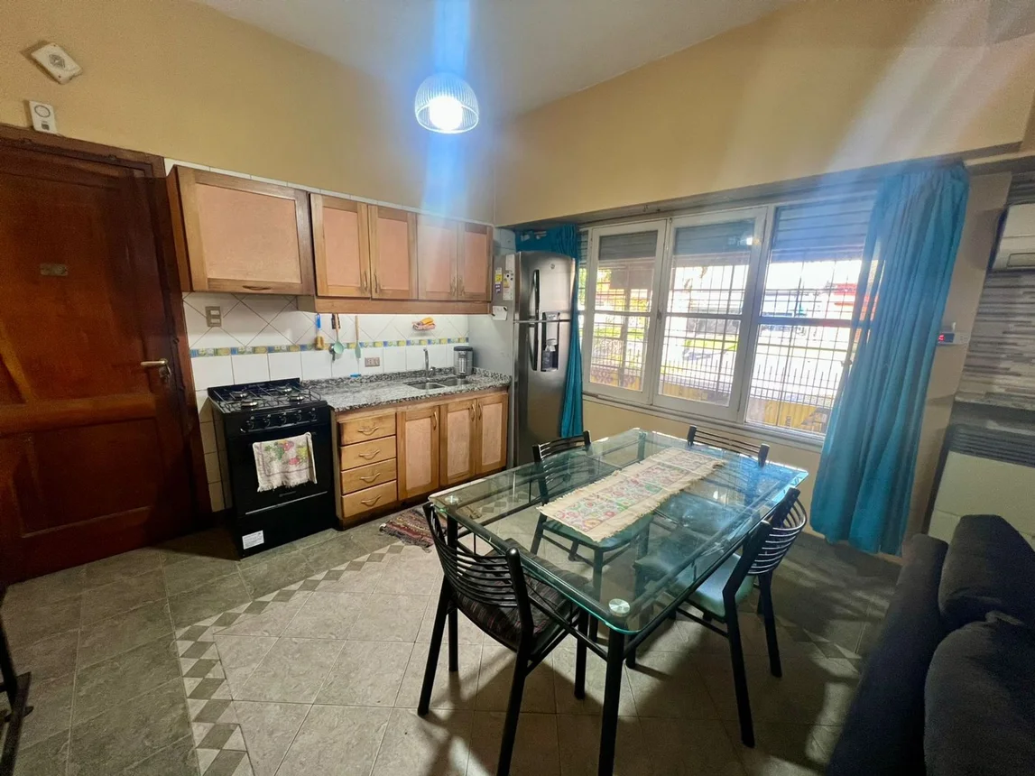Casa de 4 ambientes en venta en Bernal Oeste, Republica del Libano 3100, foto 4
