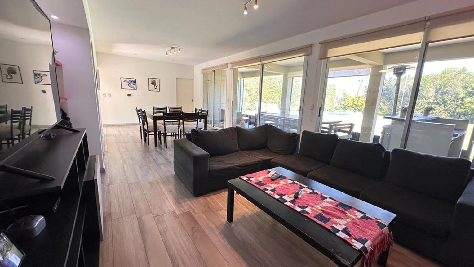 Casa de 7 ambientes en venta en Garín, Centenario 900, foto 5