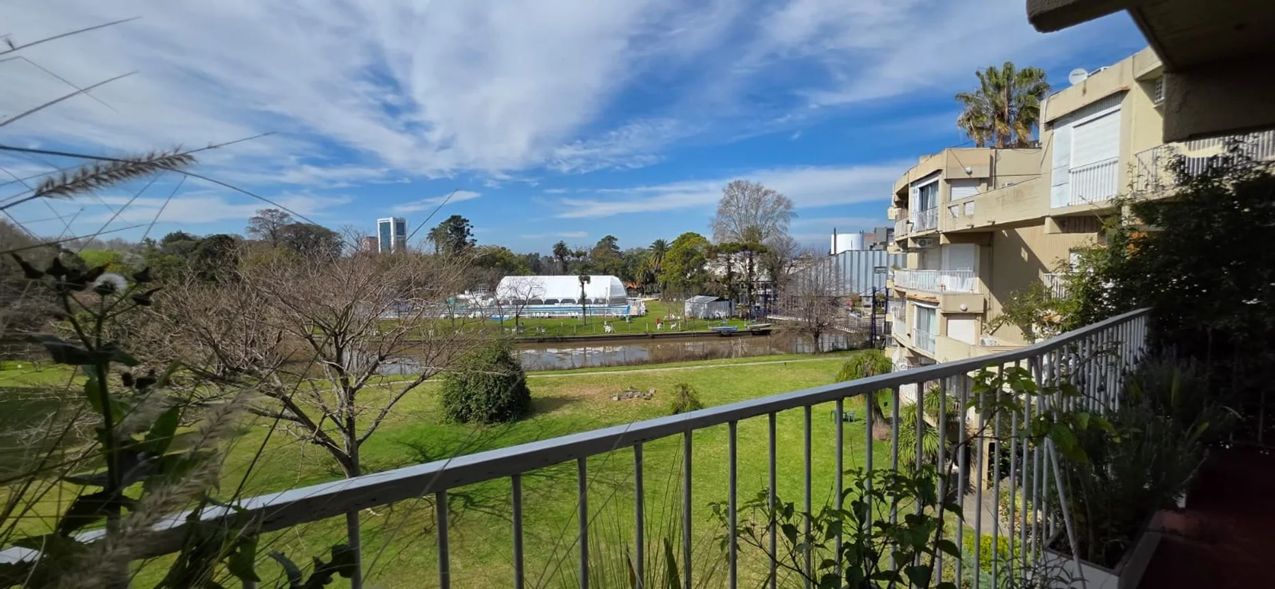 Departamento de 2 ambientes en venta en Tigre, Ayacucho 0