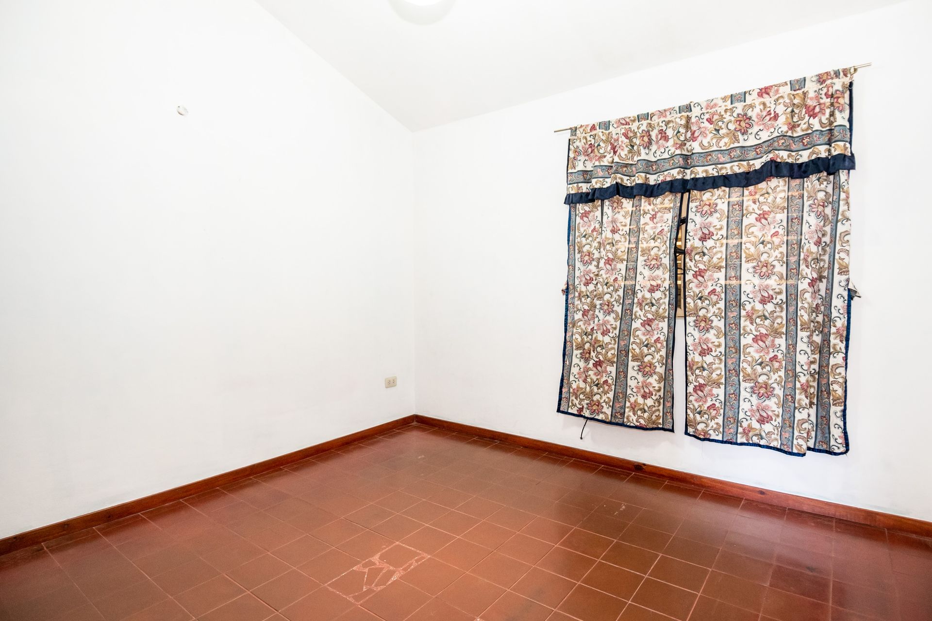 CASA VENTA PARQUE BELGRANO 4 DORMITORIOS - foto 17