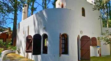 CASA EN VENTA 6 AMB EN MAR DE LAS PAMPAS