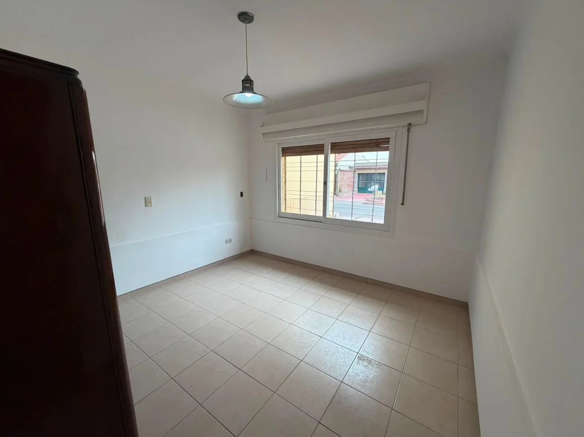 Casa de 4 ambientes en alquiler en Godoy Cruz, Manso 500, foto 4