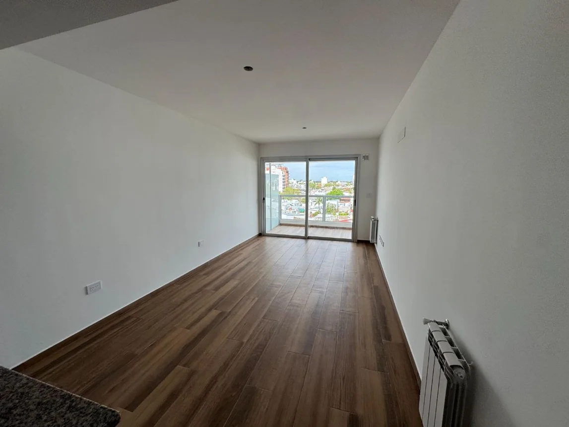 Departamento de 2 ambientes en venta en La Plata, Calle 61 Entre 17 y 18 1100, foto 4
